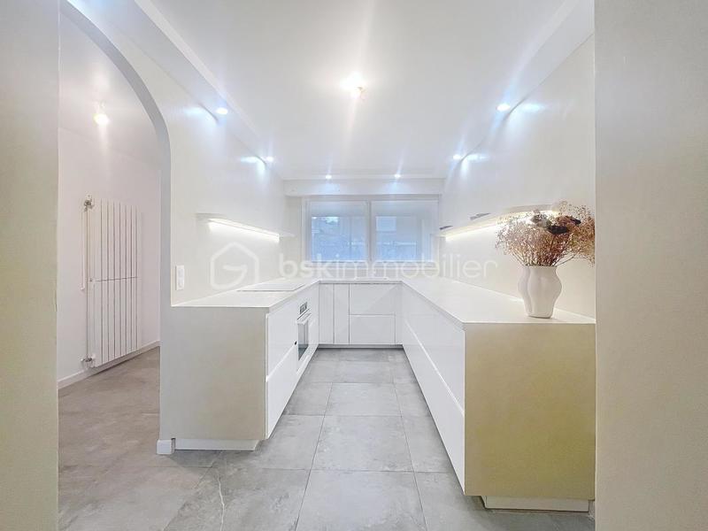 Maison - 102 m² - 6 pièces