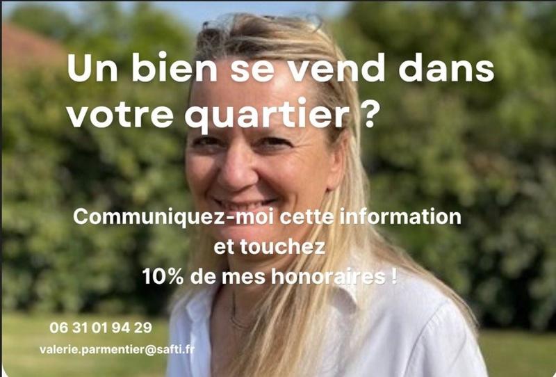 Local commercial - 909 m² - 20 pièces