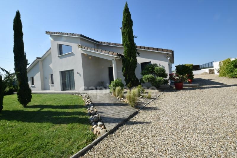 Villa - 160 m² - 5 pièces