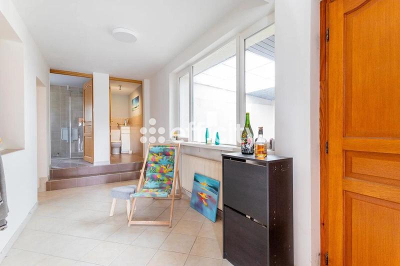 Maison - 152 m² - 8 pièces