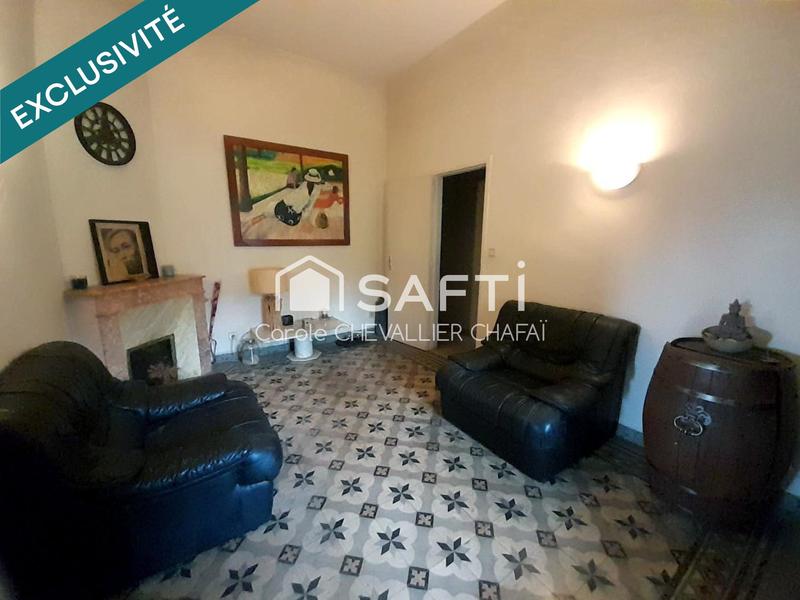 Maison - 280 m² - 9 pièces