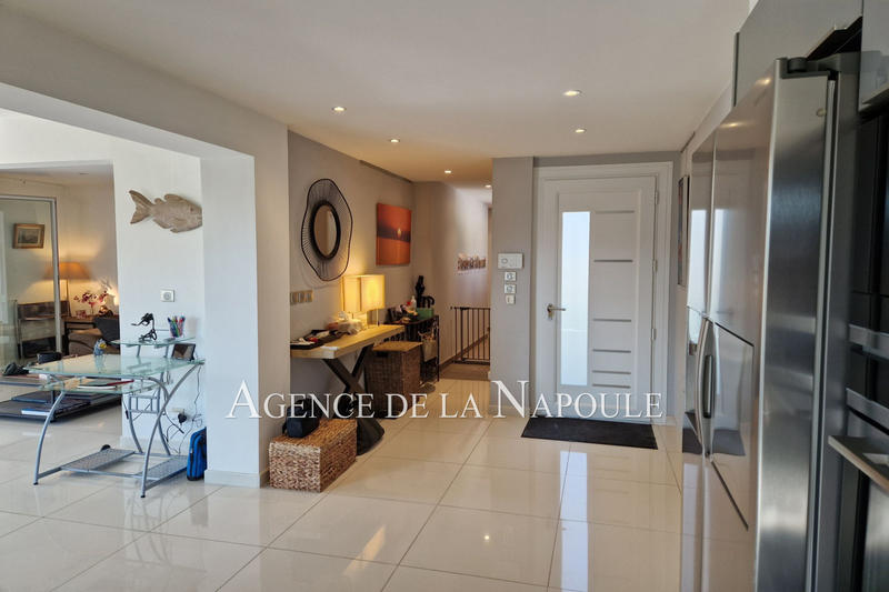 Appartement - 109 m² - 3 pièces