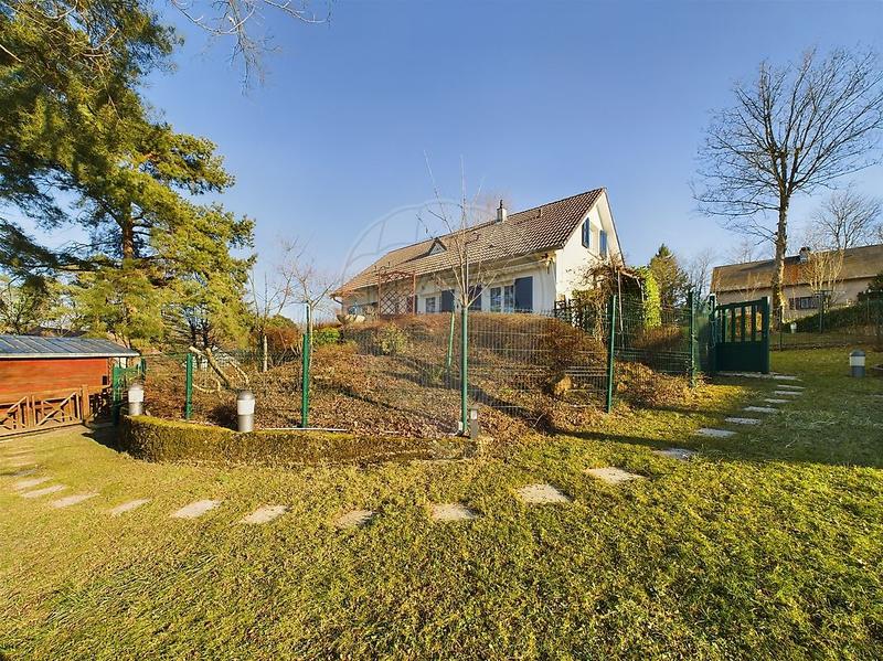 Maison - 150 m² - 8 pièces