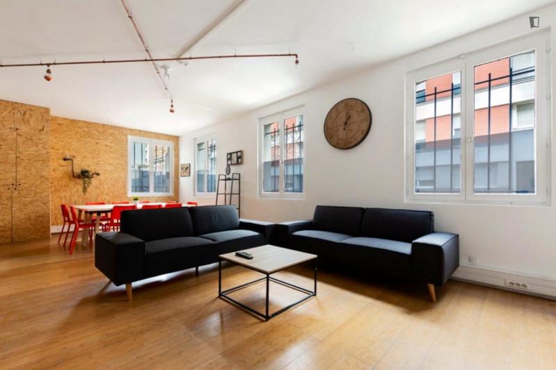 Chambre - 17 m² - 11 pièces