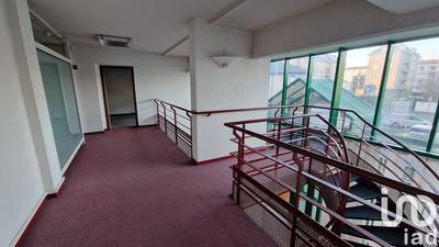 Appartement - 217 m² - 10 pièces