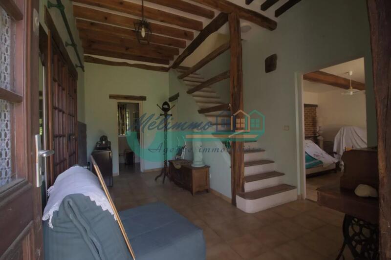 Maison - 93 m² - 7 pièces