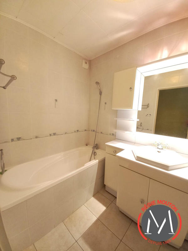 Appartement - 103 m² - 5 pièces