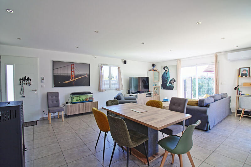 Maison - 100 m² - 4 pièces