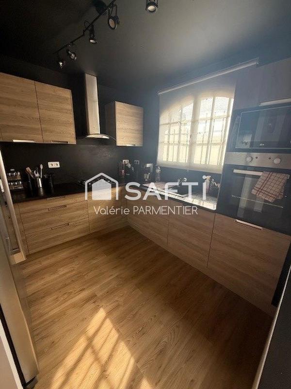 Maison - 98 m² - 4 pièces