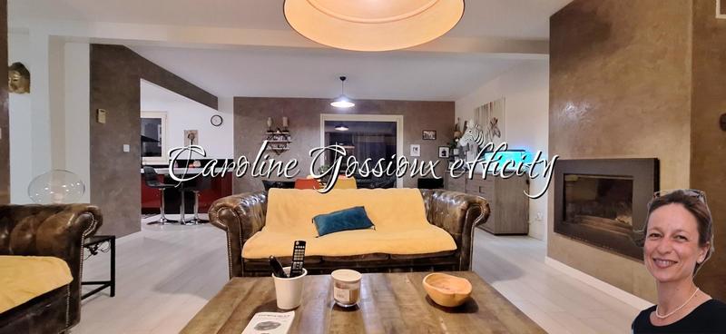 Pavillon - 213 m² - 12 pièces