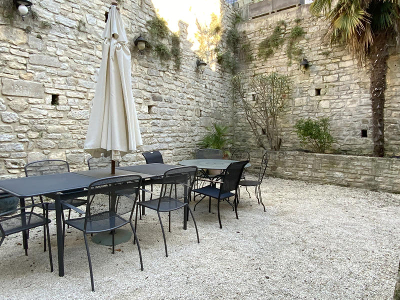 Maison - 250 m² - 7 pièces