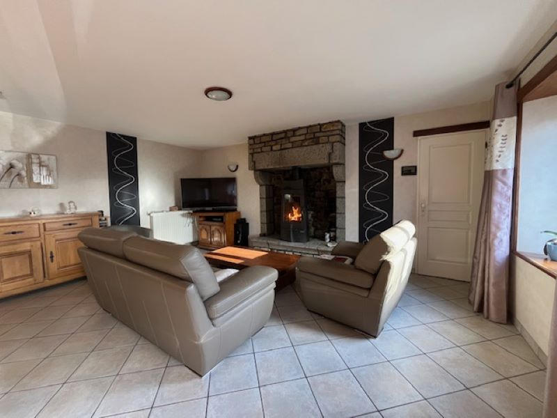 Maison - 180 m² - 6 pièces