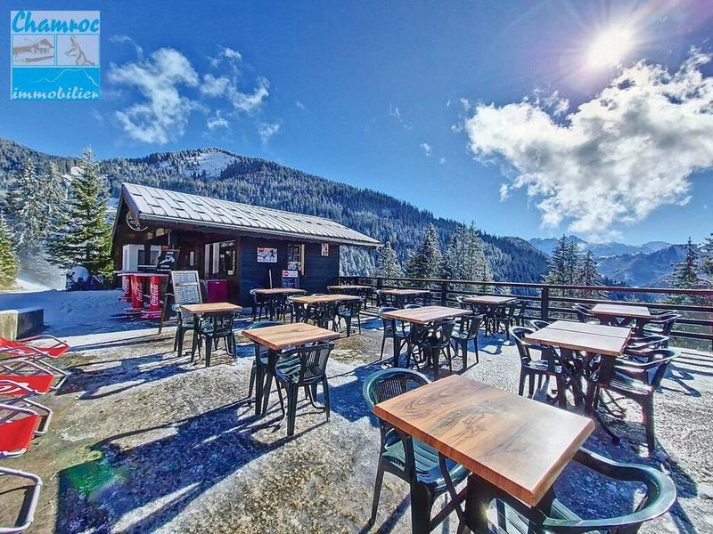 Local commercial - 100 m² - 3 pièces