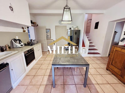 Maison ancienne - 196 m² - 5 pièces