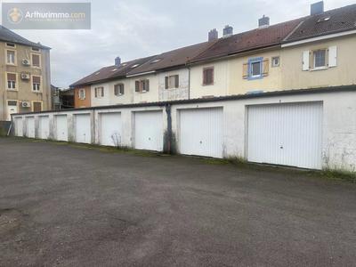 Parking / Garage - 375 m²