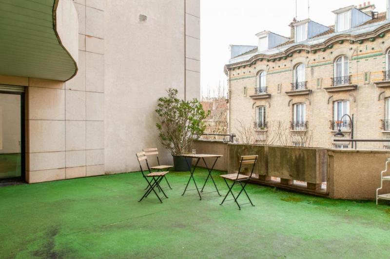 Chambre - 10 m² - 6 pièces