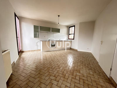 Maison de ville - 107 m² - 5 pièces