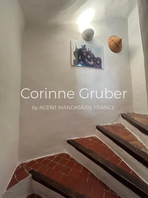 Appartement - 140 m² - 5 pièces