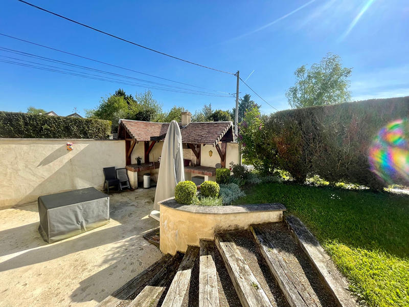 Maison - 200 m² - 8 pièces