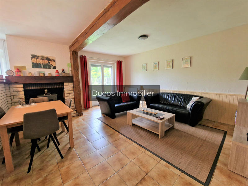 Maison - 250 m² - 6 pièces