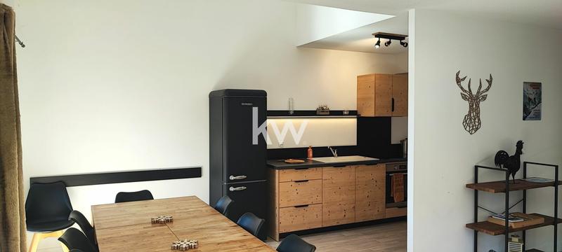 Appartement - 94 m² - 4 pièces