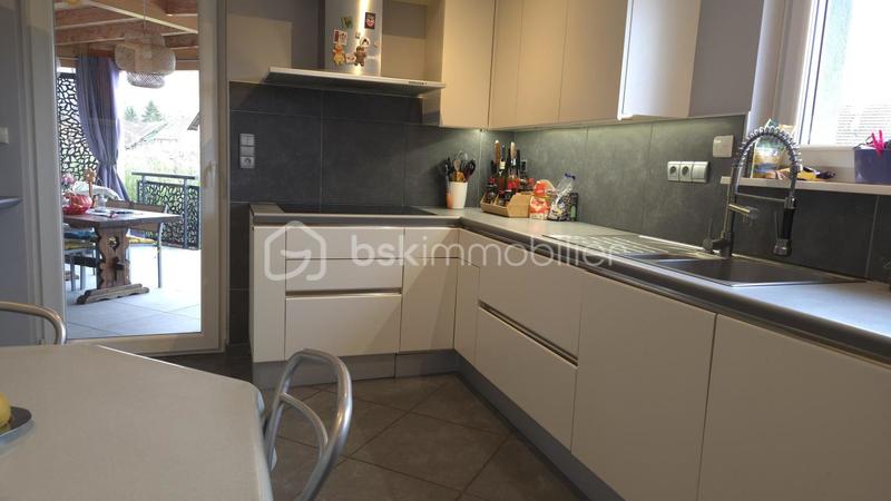 Maison traditionnelle - 154 m² - 5 pièces