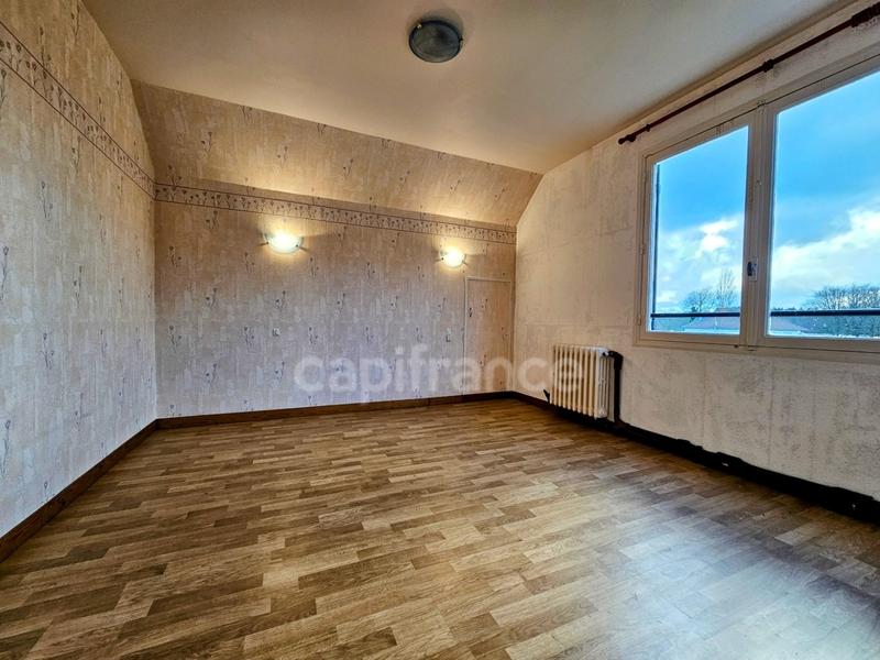 Maison - 102 m² - 5 pièces