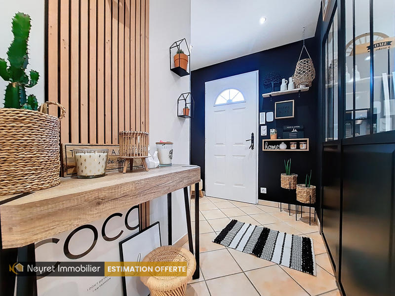 Maison - 121 m² - 6 pièces