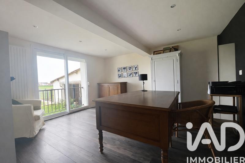 Ferme - 385 m² - 8 pièces