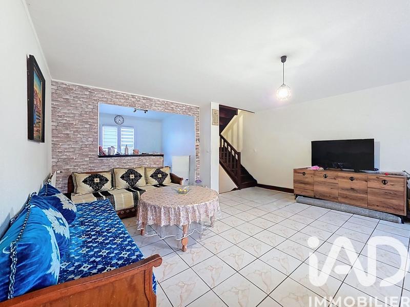 Maison - 104 m² - 4 pièces