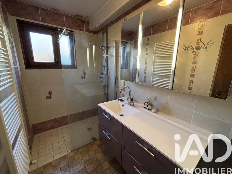 Maison - 188 m² - 7 pièces