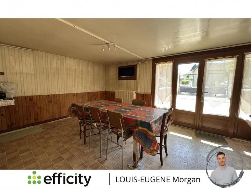 Maison - 156 m² - 9 pièces