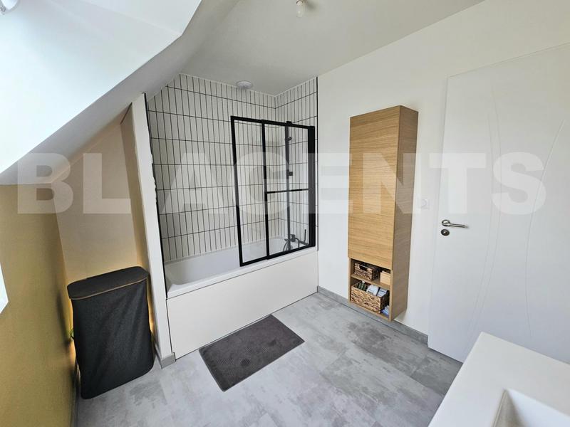 Maison - 134 m² - 6 pièces