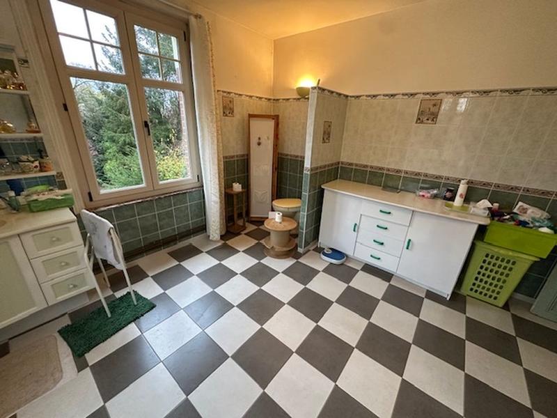 Demeure - 190 m² - 8 pièces