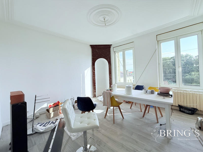 Appartement - 130 m² - 3 pièces