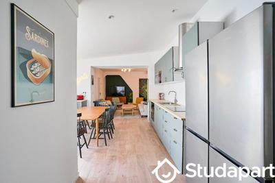 Chambre - 14 m² - 1 pièce