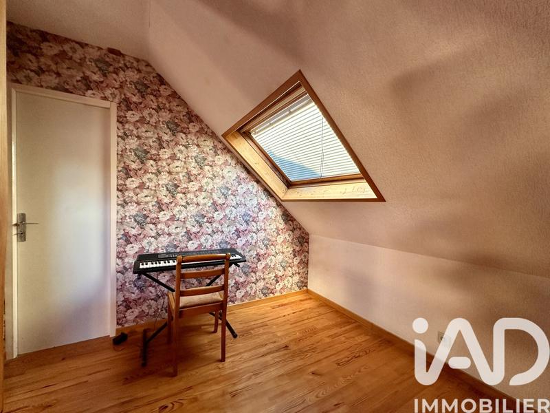 Maison - 187 m² - 9 pièces