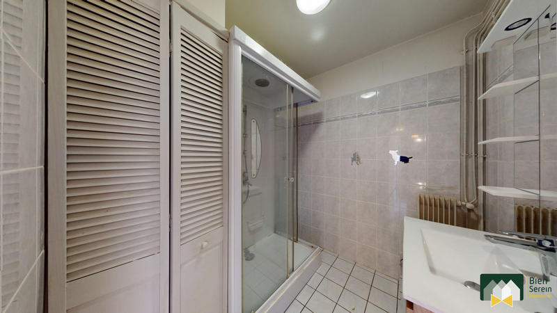 Appartement - 93 m² - 4 pièces