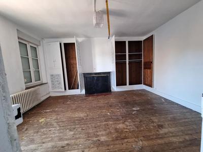 Maison - 187 m² - 8 pièces