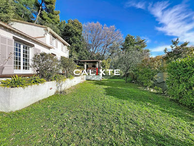 Maison traditionnelle - 70 m² - 3 pièces