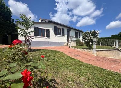 Maison - 74 m² - 5 pièces