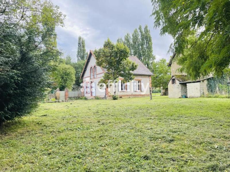 Maison - 102 m² - 5 pièces