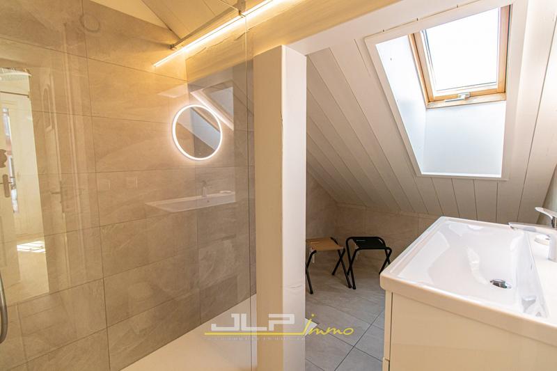 Appartement - 60 m² - 4 pièces