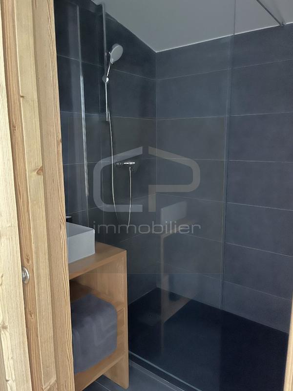 Appartement ancien - 115 m² - 7 pièces