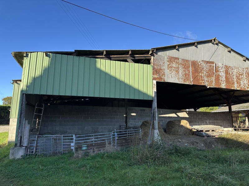 Parking / Garage - 4 500 m²