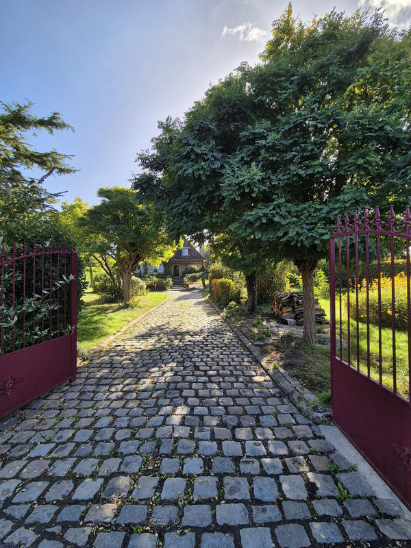 Maison - 180 m² - 8 pièces