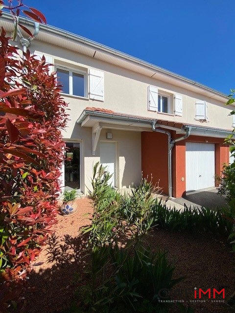 Maison - 92 m² - 4 pièces