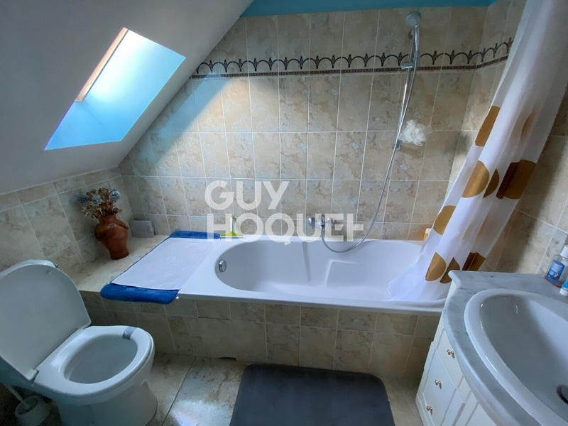 Maison - 140 m² - 8 pièces