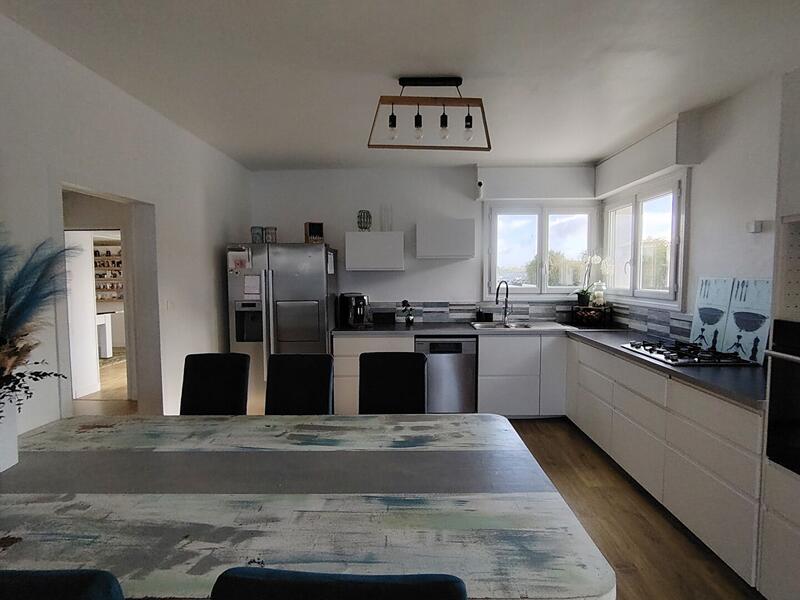 Maison - 132 m² - 7 pièces