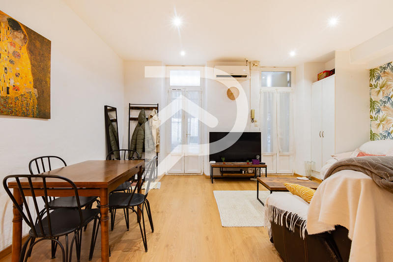 Appartement - 64 m² - 4 pièces